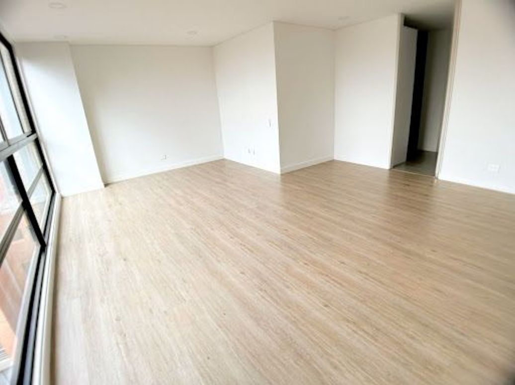 Apartamento de 3 alcobas en venta en El Virrey, Bogotá, 149 m² · foto 7 de 20