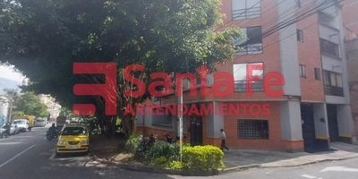 INMUEBLE SUJETO A VERIFICACIÓN DE DISPONIBILIDAD,
LA RPOPIEDAD CUENTA CON SALA COMEDOR, 2 CLOSET, COCINA INTEGRAL, ESTUFA MIXTA, ALACENAS,RED DE GAS, CALENTADOR A GAS, BAÑO CABINADO EN ACRILICO, 1 CLOSET TIPO VESTIER, PISO EN CERAMICA, CITOFONO