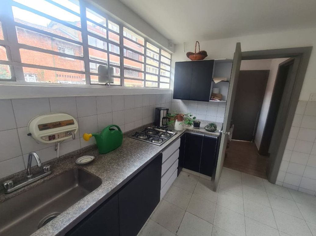 Casa de 5 alcobas en venta en Banco Central, Bogotá, 233 m² · foto 14 de 20