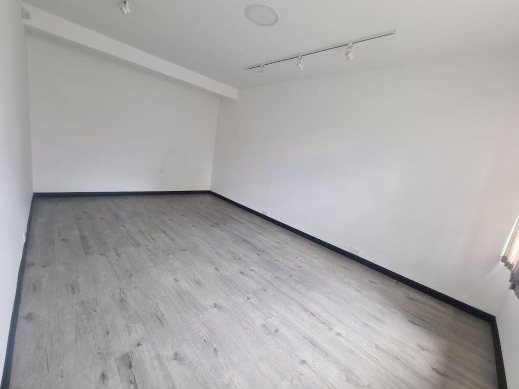 Casa de 5 alcobas en venta en Banco Central, Bogotá, 233 m² · foto 19 de 20