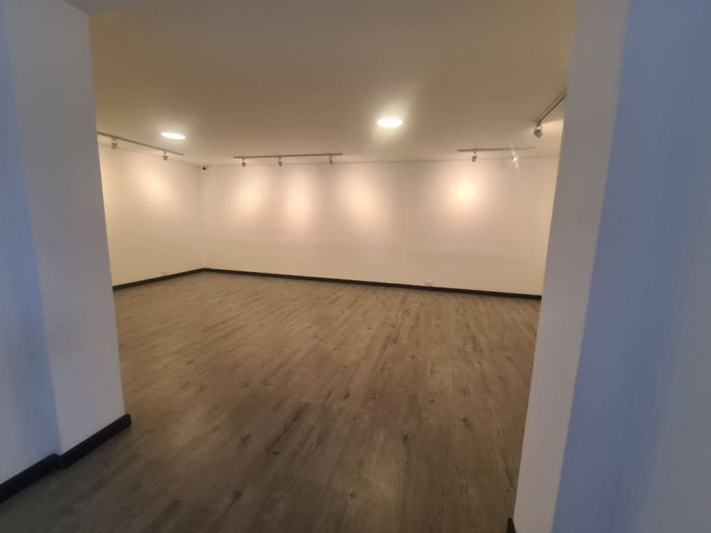 Casa de 5 alcobas en venta en Banco Central, Bogotá, 233 m² · foto 17 de 20