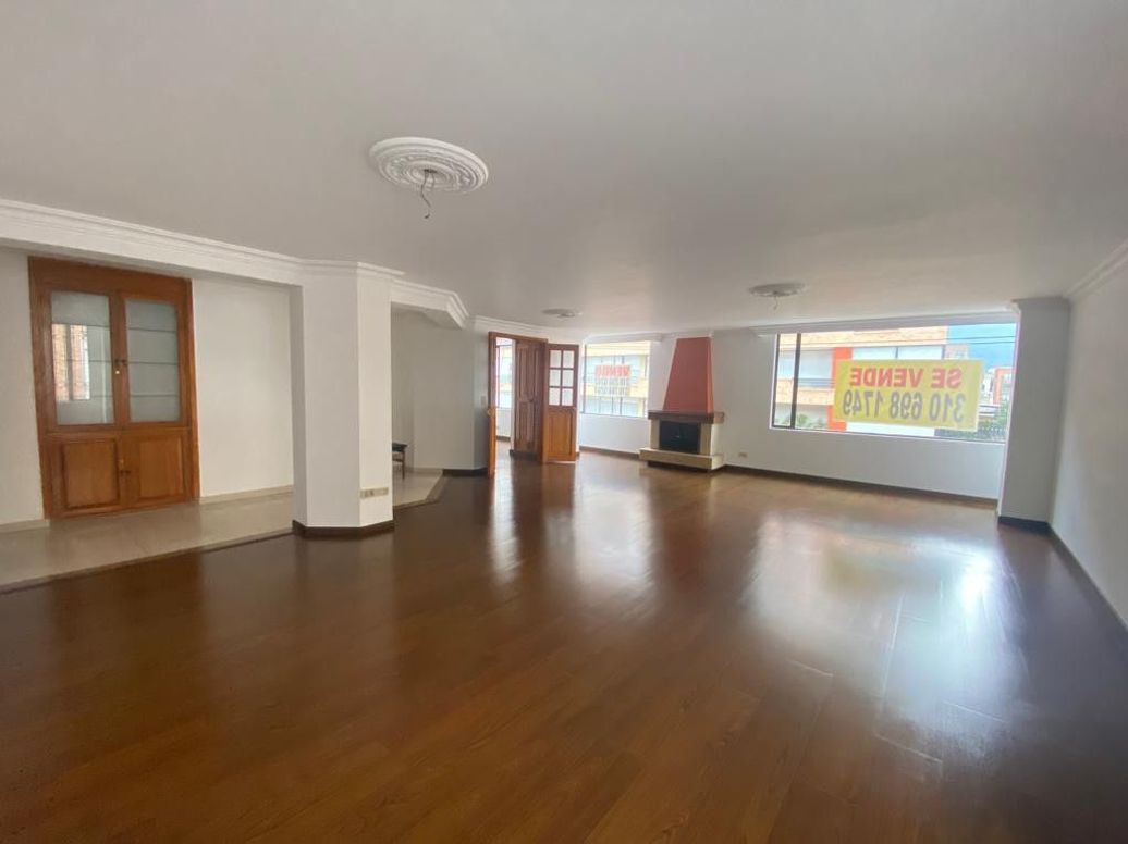 Apartamento de 5 alcobas en venta en Santa Barbara Occidental, Bogotá, 172 m² · foto 10 de 15