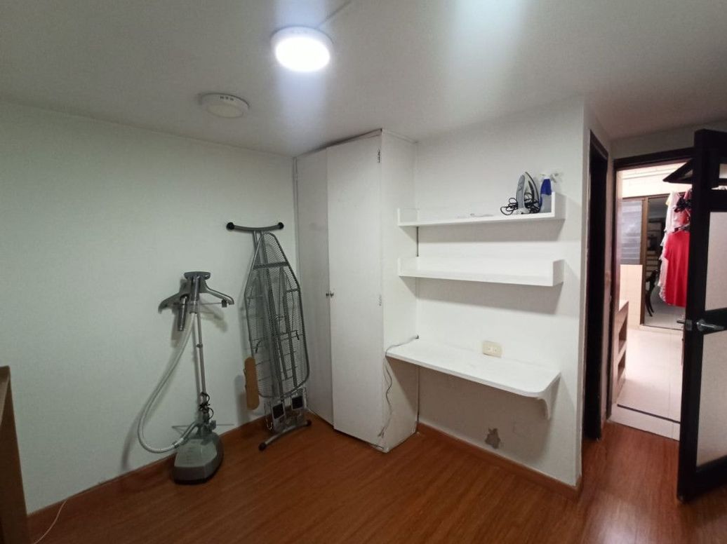 Casa de 5 alcobas en venta en Santa Ana Occidental, Bogotá, 550 m² · foto 13 de 18