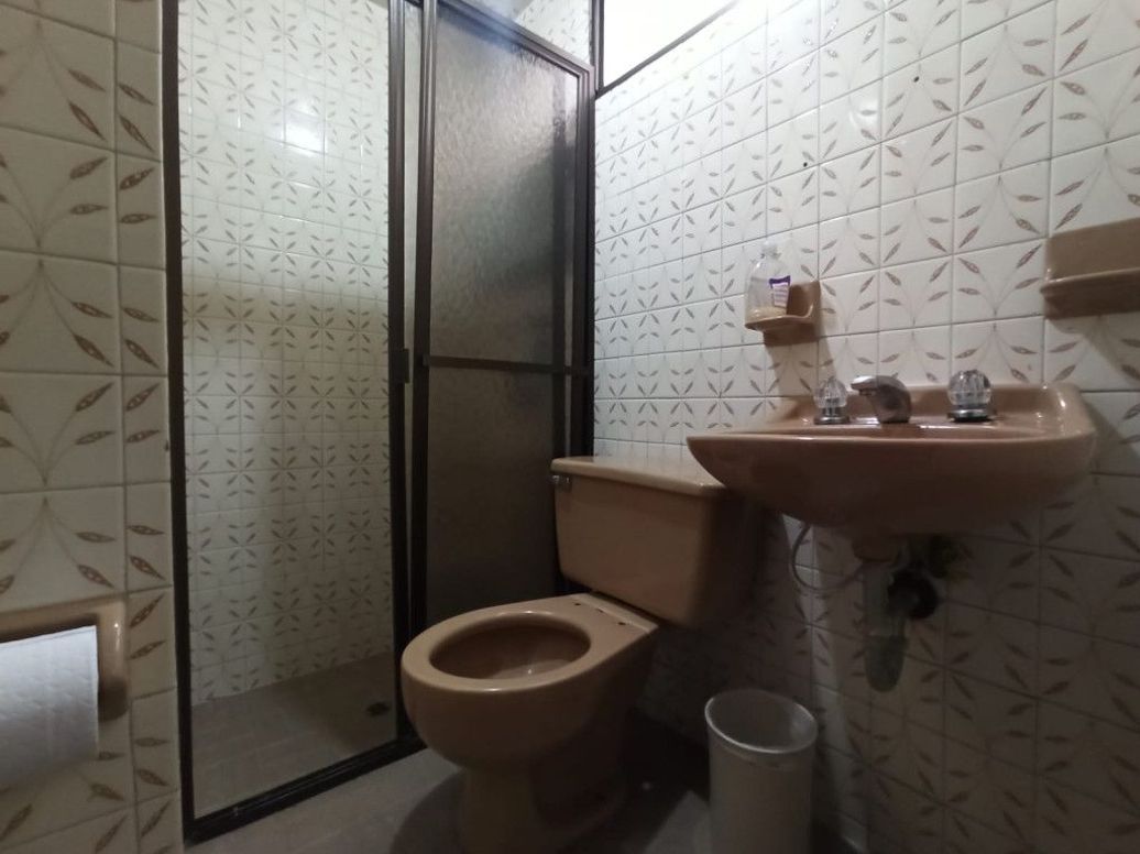 Casa de 5 alcobas en venta en Santa Ana Occidental, Bogotá, 550 m² · foto 18 de 18