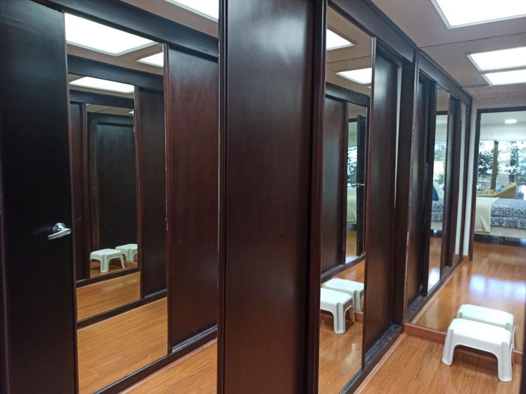 Casa de 5 alcobas en venta en Santa Ana Occidental, Bogotá, 550 m² · foto 4 de 18
