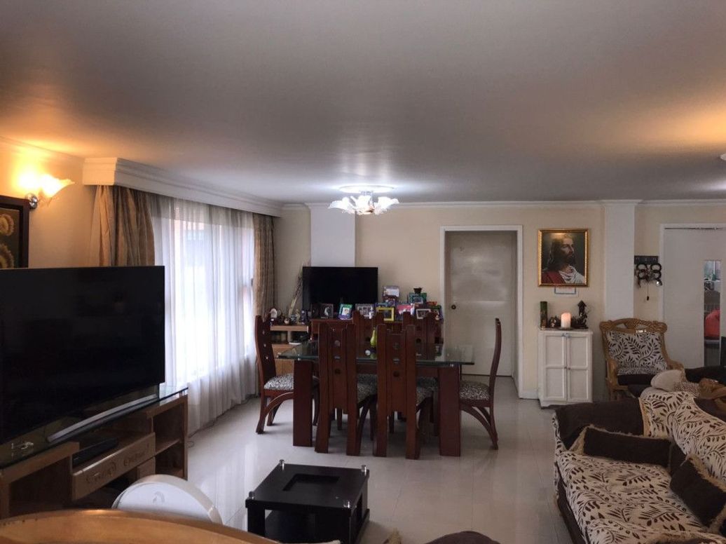 Apartamento de 3 alcobas en venta en Belalcázar, Bogotá, 110 m² · foto 4 de 11