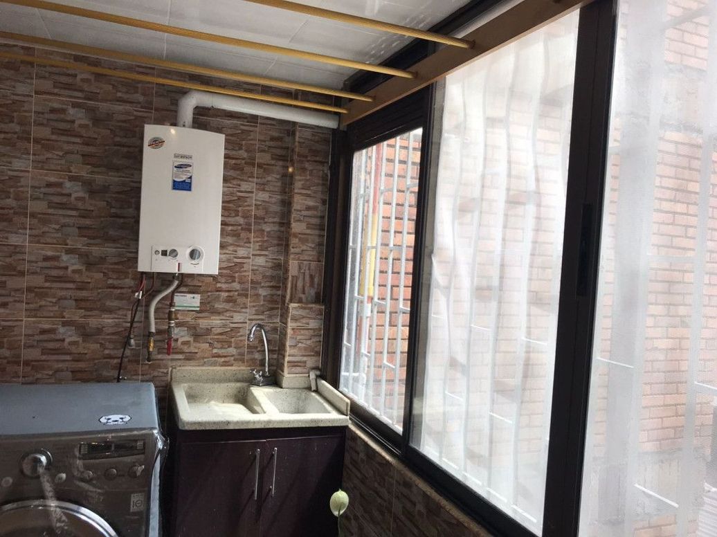 Apartamento de 3 alcobas en venta en Belalcázar, Bogotá, 110 m² · foto 9 de 11
