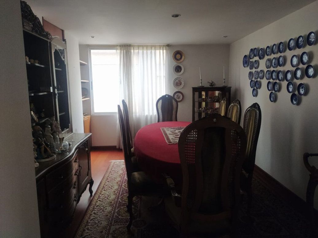Apartamento de 4 alcobas en venta en San Patricio, Bogotá, 152 m² · foto 2 de 20