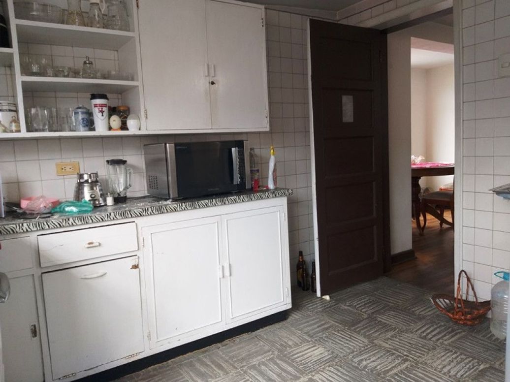 Casa de 8 alcobas en venta en La Soledad, Bogotá, 529 m² · foto 5 de 8