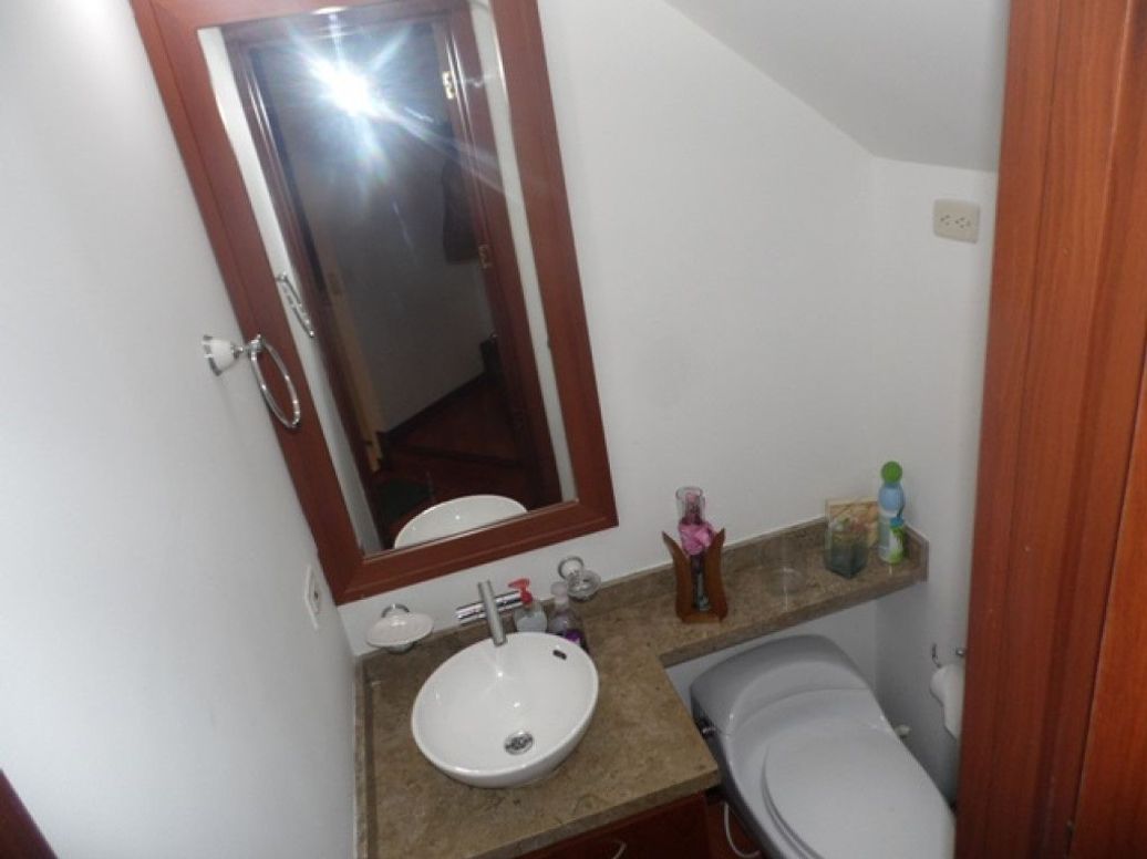 Apartamento de 2 alcobas en venta en Chicó Norte, Bogotá, 83 m² · foto 5 de 10