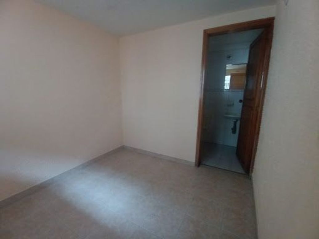 Casa de 3 alcobas en venta en Normandia Occidental, Bogotá, 200 m² · foto 13 de 20