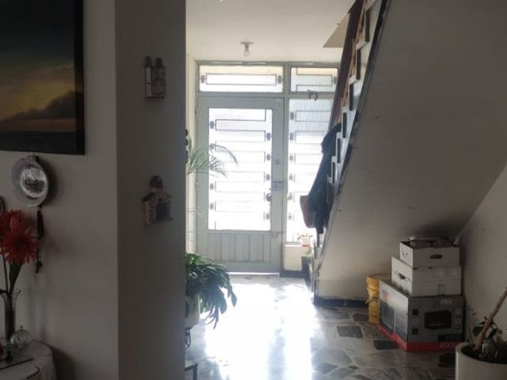 Casa de 4 alcobas en venta en Santa Ana Occidental, Bogotá, 220 m² · foto 13 de 19