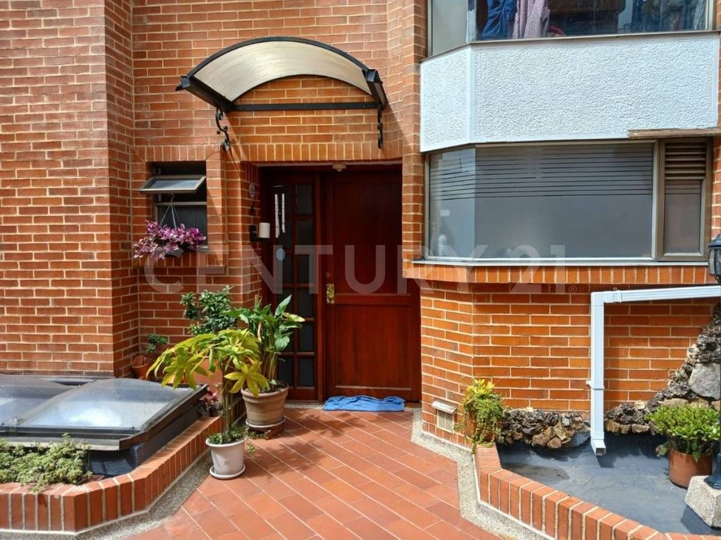 Casa de 3 alcobas en venta en Niza Norte, Bogotá, 163 m² · foto 2 de 20