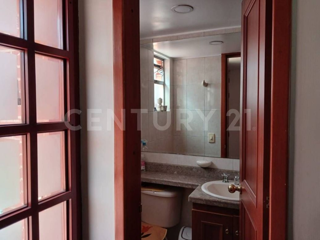 Casa de 3 alcobas en venta en Niza Norte, Bogotá, 163 m² · foto 13 de 20