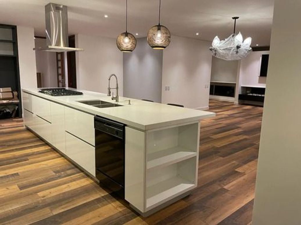 Apartamento de 3 alcobas en venta en Niza, Bogotá, 193 m² · foto 3 de 12