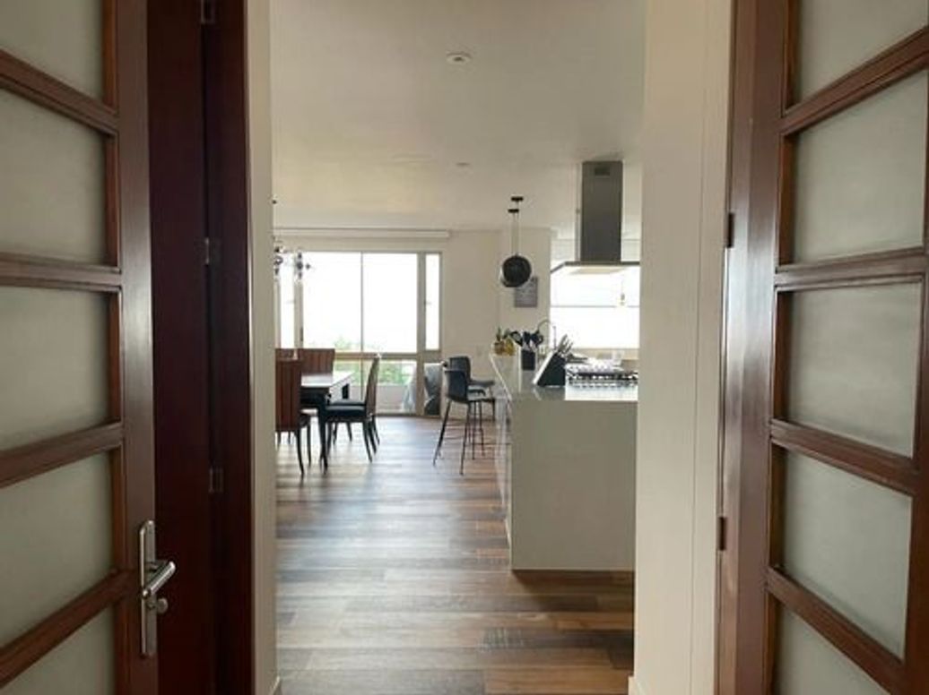 Apartamento de 3 alcobas en venta en Niza, Bogotá, 193 m² · foto 5 de 12