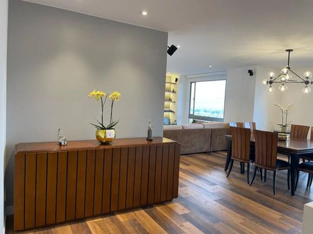 Apartamento de 3 alcobas en venta en Niza, Bogotá, 193 m² · foto 6 de 12