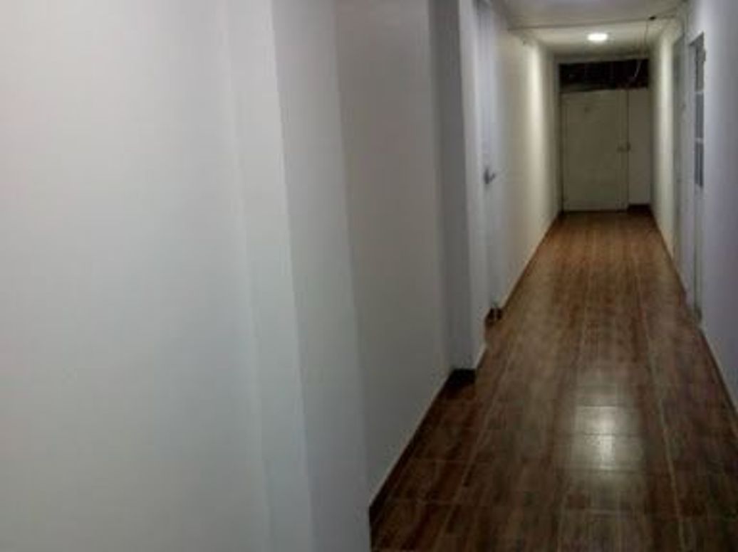 Casa de 6 alcobas en venta en Barrios Unidos, Bogotá, 550 m² · foto 10 de 20