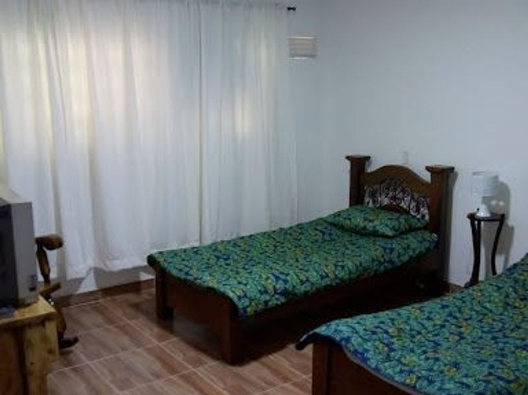 Casa de 6 alcobas en venta en Barrios Unidos, Bogotá, 550 m² · foto 4 de 20