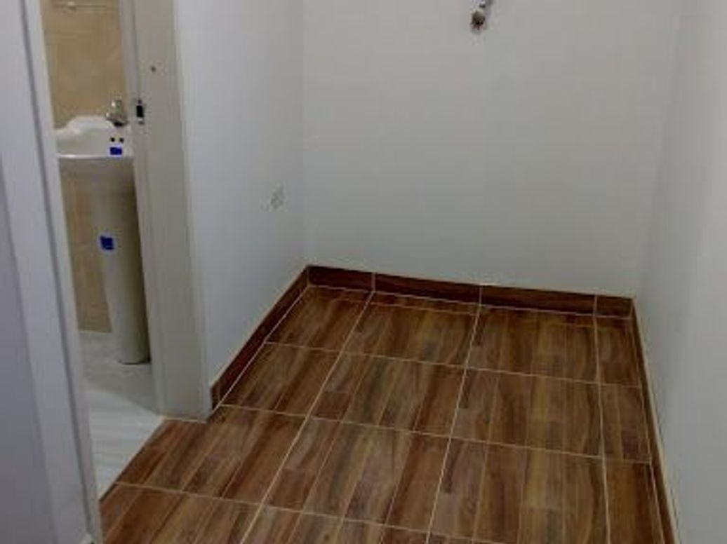 Casa de 6 alcobas en venta en Barrios Unidos, Bogotá, 550 m² · foto 8 de 20