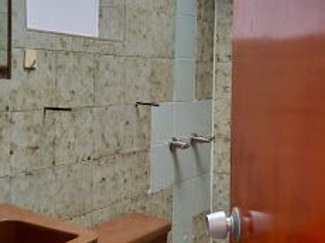Casa de 6 alcobas en venta en Barrios Unidos, Bogotá, 550 m² · foto 14 de 20