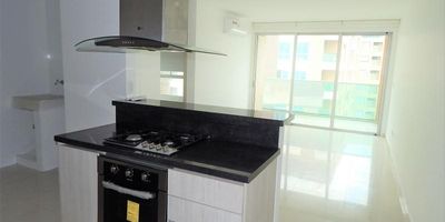 Apartamento en Venta ubicado en la ciudad de Barranquilla sector Altamira,el apartamento se encuentra en piso 8  con un área de 91.mt2 y consta de 2 amplias habitaciones,2 baños, buena distribución en sus áreas con amplios y cómodos espacios, fresco y acogedor, su entorno es tranquilo y residencial con cómodas vías de acceso y sobre el sector puede encontrar, parques, colegios, restaurantes y droguerías cercanas.