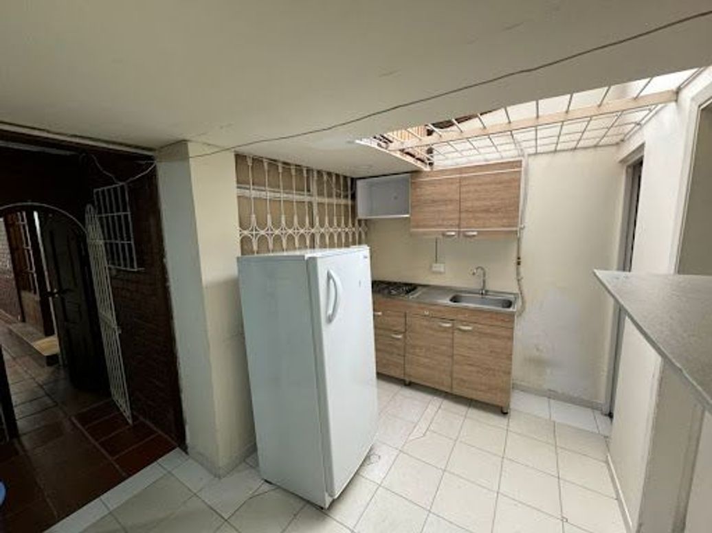 Casa de 6 alcobas en venta en San Martín, Bogotá, 184 m² · foto 17 de 20