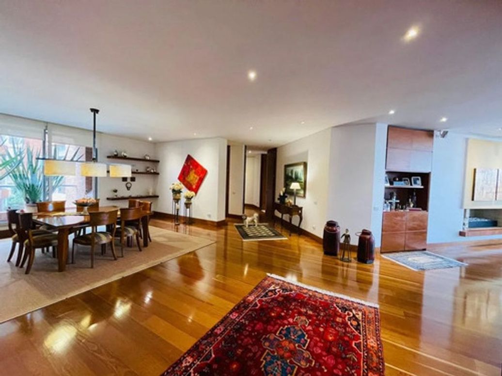 Apartamento de 4 alcobas en venta en Bellavista, Bogotá, 406 m² · foto 5 de 12