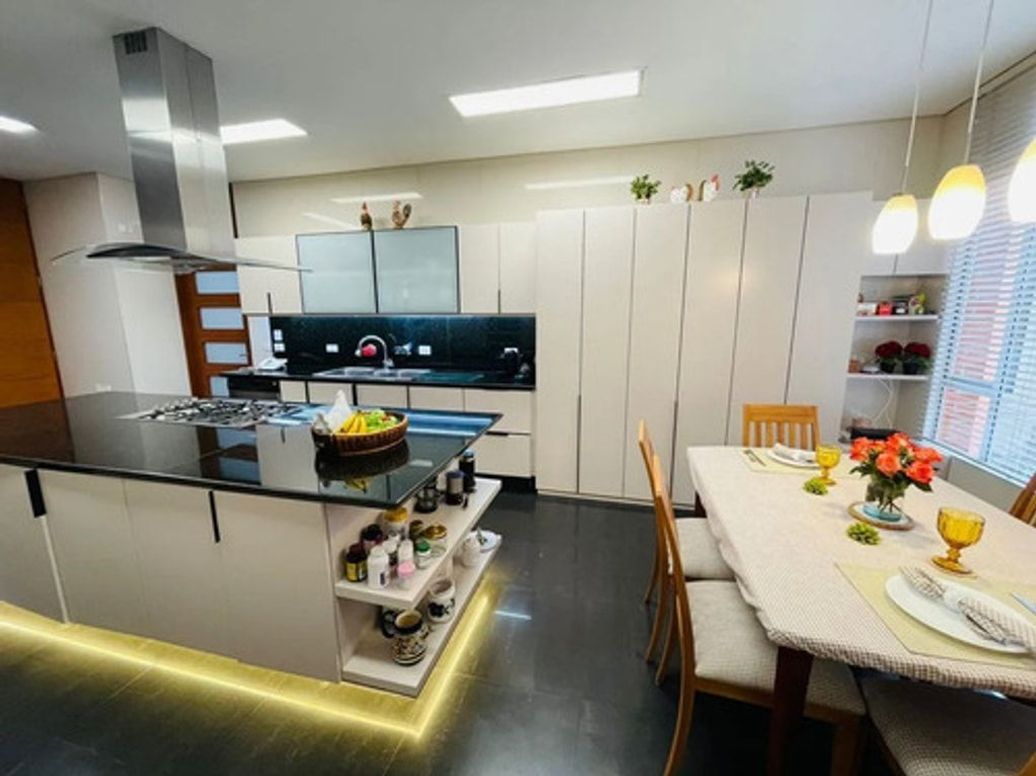 Apartamento de 4 alcobas en venta en Bellavista, Bogotá, 406 m² · foto 2 de 12