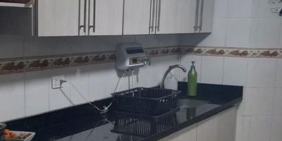 HERMOSO APARTAMENTO EN EDIFICIO SOBRE AVENIDA SAN MARTIN, AMPLIO, CON VENTANALES QUE OFRECEN VISTA PANORAMICA, COCINA AMPLIA Y CON ACABADOS DE LUJO.
CODIGO INTERNO 23417