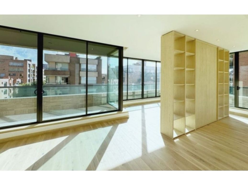 Apartamento de 3 alcobas en venta en Chico, Bogotá, 262 m² · foto 6 de 20
