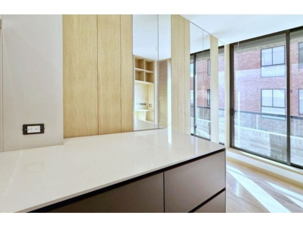 Apartamento de 3 alcobas en venta en Chico, Bogotá, 262 m² · foto 14 de 20