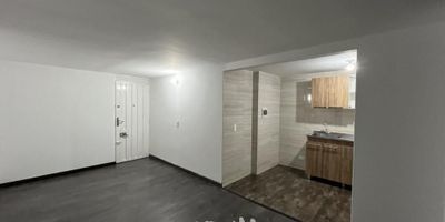 [ARR] ID HOUM: 143251

Entérate de todos los beneficios al arrendar con nosotros:
    • Asistencia e intermediación con el propietario
    • Firma tu contrato online
    • Arrienda sin burocracia, sin papeleos ni notarías

Departamento en arriendo, ubicado en el barrio Santa Rita, Tibabuyes, con una superficie construida de 65.00 m² y superficie total de 60.00  m². 

Sus principales características son:

    • No amoblado
    • 3 dormitorios
    • 2 baños
    • Admite mascotas
    • Año de construcción: 2017
    • Cuarto de lavado
            
Además, el inmueble cuenta con las siguientes amenidades:

    • Salón de eventos
    • Vigilancia 24 hrs
    • Ascensor
    • Zona de juegos
    • Alberca
    • Gimnasio

Si arriendas con nosotros, te brindamos asesoría personalizada durante todo el proceso.

Requisitos para arrendar con nosotros:

    • Arrienda sin codeudor*, fácil, rápido y seguro
    • Demuestra un ingreso mensual neto de al menos 2.5 veces el valor del arriendo (los ingresos mensuales se pueden complementar por las personas que vivirán en este inmueble)
    • Completa tu información básica y mándanos tus extractos bancarios o documentos que demuestren tus ingresos
    • No debes tener reportes negativos en centrales de crédito
        

IMPORTANTE:

    • Te invitamos a agendar una visita a esta propiedad
    • Si tienes alguna duda por favor puedes solicitar más información desde los portales como también contactarte directamente con nosotros
    
Más que una inmobiliaria, somos Houm.
*Aplican T&C