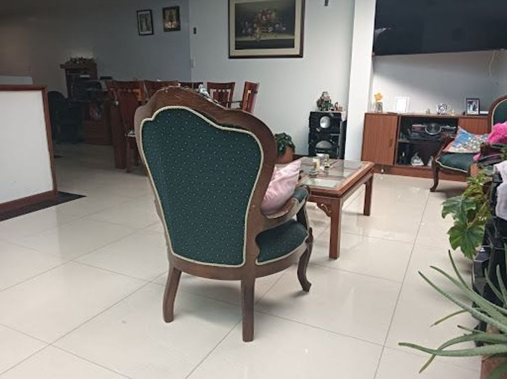 Casa de 6 alcobas en venta en Lago De Suba, Bogotá, 230 m² · foto 15 de 20