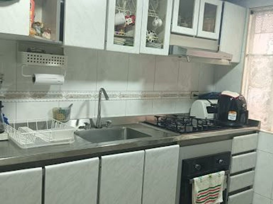 Casa de 6 alcobas en venta en Lago De Suba, Bogotá, 230 m² · foto 3 de 20