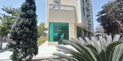 Excelente oportunidad de inversión en un LOCAL en Arriendo/ Venta ubicado en Barranquilla. Con 33 metros cuadrados y 1 baño, este inmueble es lo que estas buscando para emprender tu negocio. 
Espacio estratégico para negocios con visión, listo para que recibas clientes
Disponibilidad inmediata ¡Contáctanos ya para más información!.