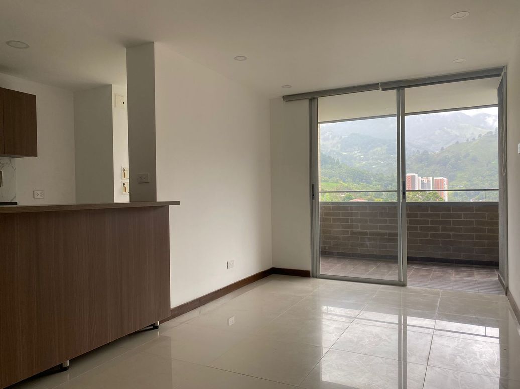 Apartamento en Arriendo en El Salado, Comuna 6, Envigado en El Salado