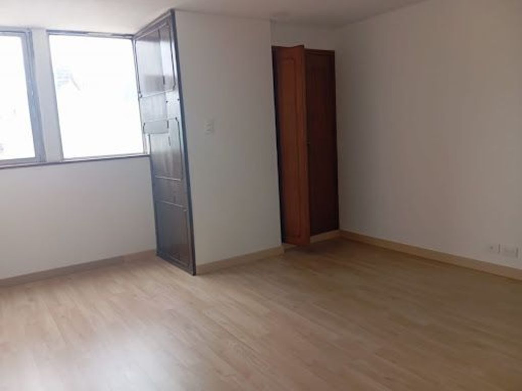Apartamento de 1 alcoba en venta en Centro Historico, Bogotá, 67 m² · foto 4 de 12