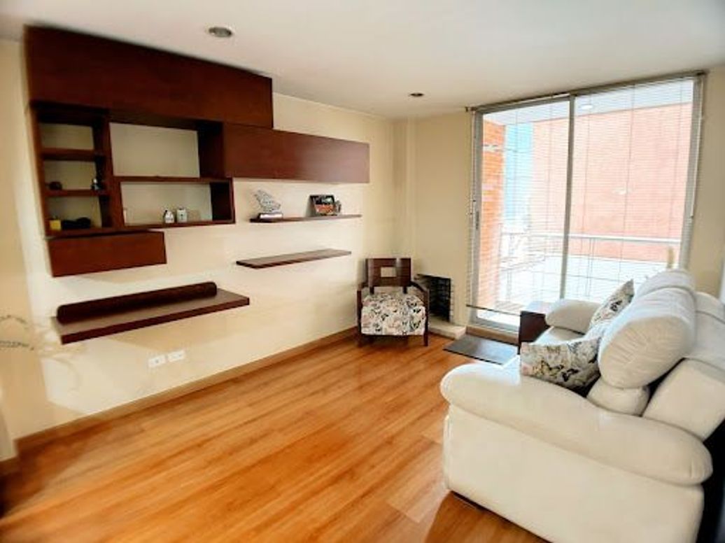 Apartamento de 2 alcobas en venta en Bella Suiza, Bogotá, 73 m² · foto 7 de 14