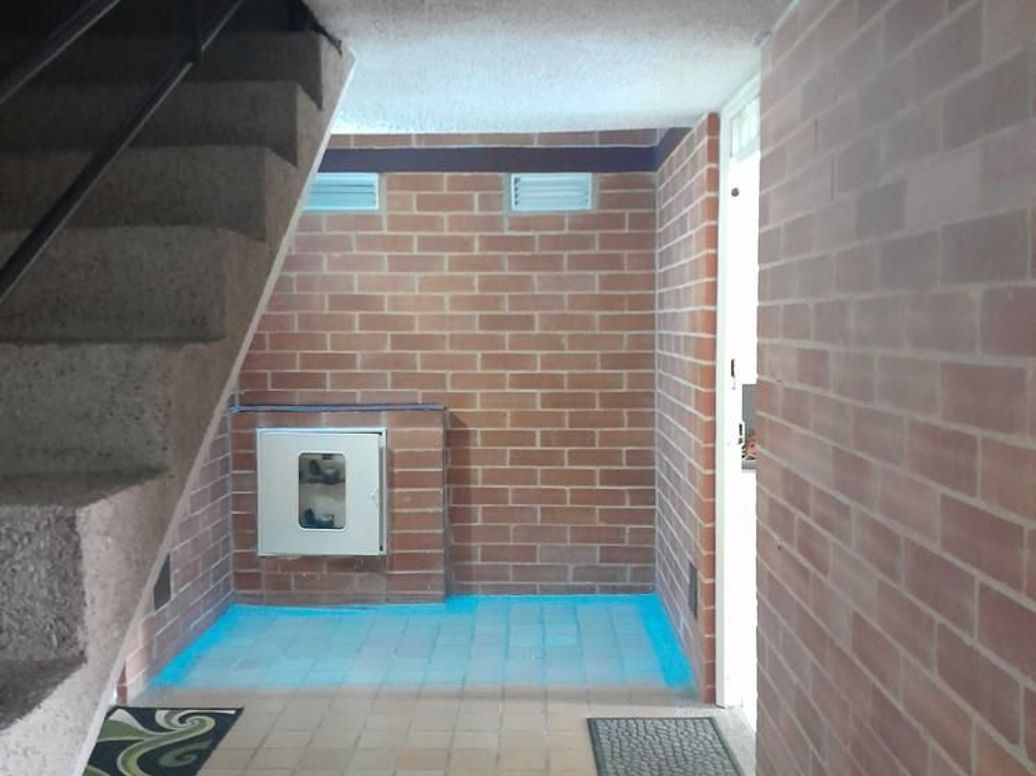 Apartamento de 3 alcobas en venta en Campo Alegre, Bogotá, 59 m² · foto 8 de 18