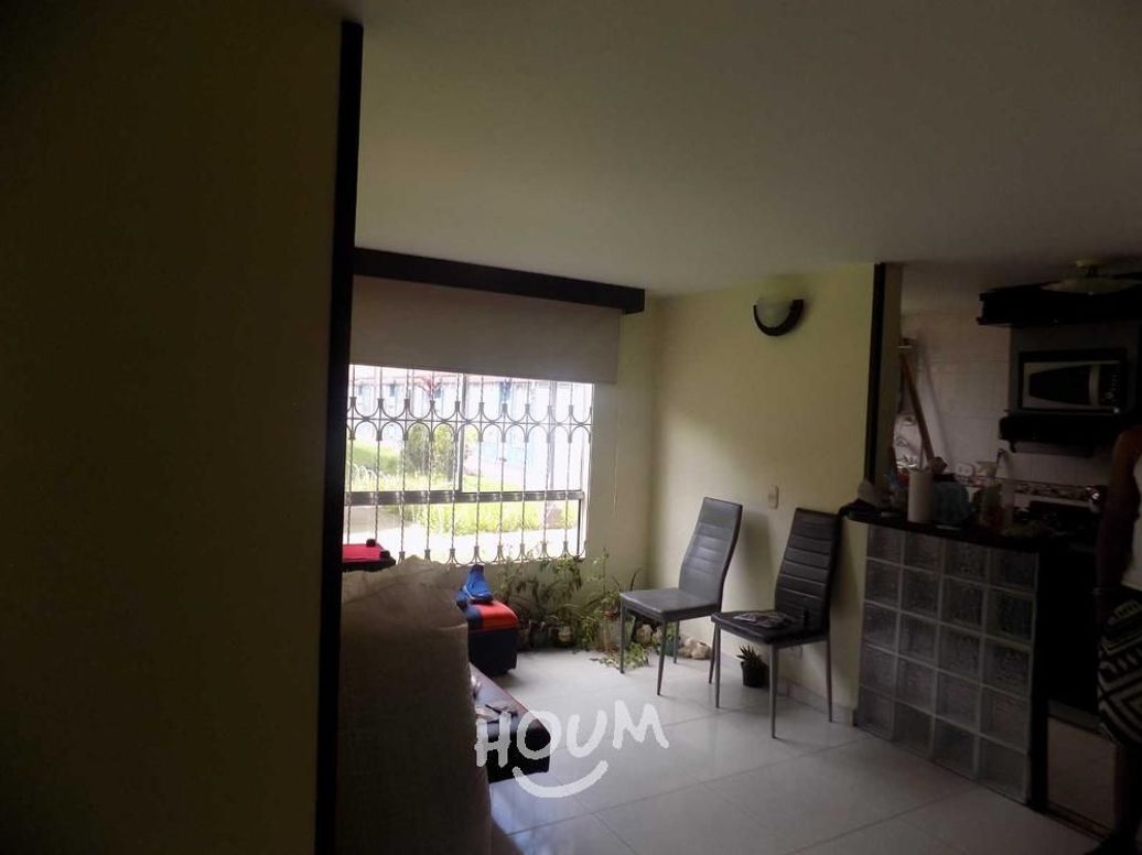 Apartamento de 3 alcobas en venta en Campo Alegre, Bogotá, 59 m² · foto 9 de 18
