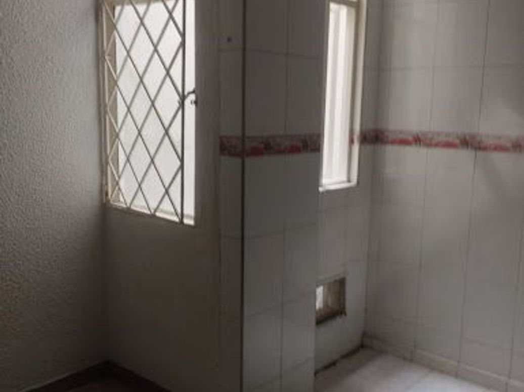 Casa de 9 alcobas en venta en Fontibón, Bogotá, 273 m² · foto 13 de 18