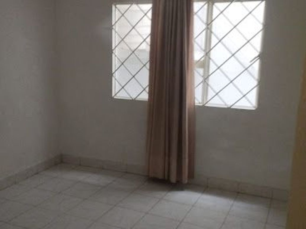 Casa de 9 alcobas en venta en Fontibón, Bogotá, 273 m² · foto 8 de 18