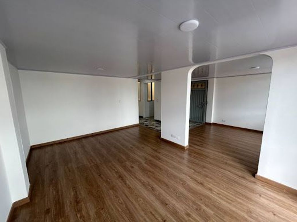 Apartamento de 3 alcobas en venta en Santa Isabel, Bogotá, 91 m² · foto 5 de 20