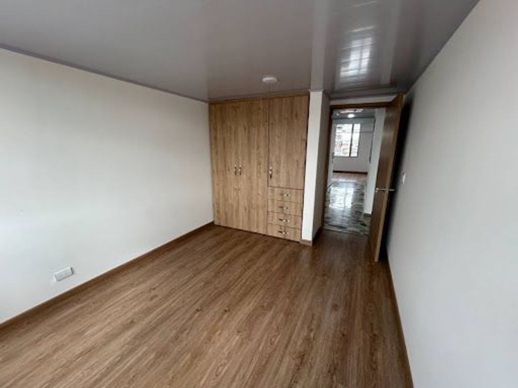 Apartamento de 3 alcobas en venta en Santa Isabel, Bogotá, 91 m² · foto 11 de 20