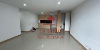 Hermoso apartamento en envigado. Muy bien ubicado cerca al centro comercial viva envigado, cuenta con un área total de 120mts 3 alcobas - 3 baños - cocina integral - cuarto de estudio con su escritorio completo - Vestier - parqueadero doble y cuarto útil.&nbsp;&nbsp;&nbsp;&nbsp;&nbsp;&nbsp;La unidad cuenta con todas las zonas comunes disponibles para tu disfrute&nbsp;