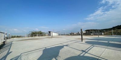 ALQUILO TERRAZA COMPLETA O POR  ISLAS ,TERCER PISO CON EXCELENTE VISTA,IDEAL, COCINA RAPIDA,HELADERIA,JUEGOS,ETC.
CONTAMOS CON EL SEGUNDO PISO POR LOCALES O COMPLETO .
NO SE ACEPTA VENTA DE LICORES.
UBICADA EN BARRIO TERRON COLORADO .
MAS INFORMACION EN EL CEL TRES,ONCE,SIETE,CINCO,CINCO,DIECINUEVE,SIETE,TRES.///// 3117551973 ///