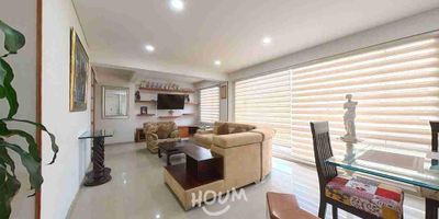 [ARR] ID HOUM: 143522

Entérate de todos los beneficios al arrendar con nosotros:
    • Asistencia e intermediación con el propietario
    • Firma tu contrato online
    • Arrienda sin burocracia, sin papeleos ni notarías

Departamento en arriendo, ubicado en el barrio El Salitre, con una superficie construida de 100.00 m² y superficie total de 100.00  m². 

Sus principales características son:

    • Amoblado
    • 3 dormitorios
    • 2 baños
    • Admite mascotas
    • 1 parqueadero
    • Año de construcción: 2002
            
Además, el inmueble cuenta con las siguientes amenidades:

    • Vigilancia 24 hrs
    • Ascensor

Si arriendas con nosotros, te brindamos asesoría personalizada durante todo el proceso.

Requisitos para arrendar con nosotros:

    • Arrienda sin codeudor*, fácil, rápido y seguro
    • Demuestra un ingreso mensual neto de al menos 2.5 veces el valor del arriendo (los ingresos mensuales se pueden complementar por las personas que vivirán en este inmueble)
    • Completa tu información básica y mándanos tus extractos bancarios o documentos que demuestren tus ingresos
    • No debes tener reportes negativos en centrales de crédito
        

IMPORTANTE:

    • Te invitamos a agendar una visita a esta propiedad
    • Si tienes alguna duda por favor puedes solicitar más información desde los portales como también contactarte directamente con nosotros
    
Más que una inmobiliaria, somos Houm.
*Aplican T&C