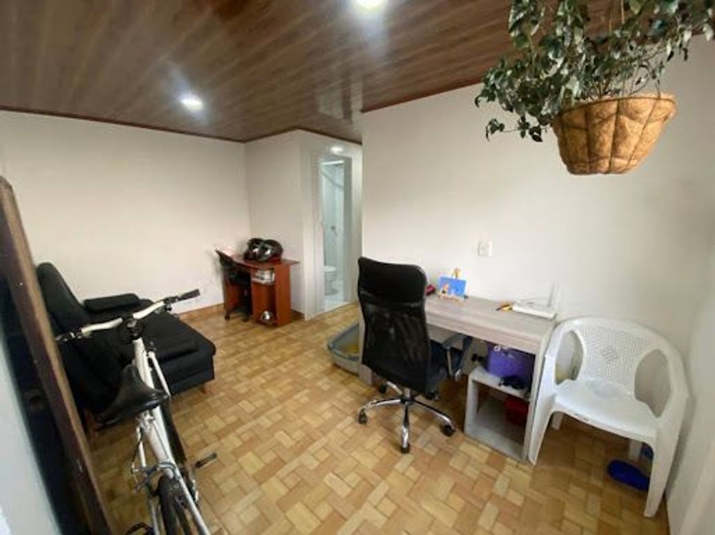 Apartamento de 2 alcobas en venta en La Victoria, Bogotá, 36 m² · foto 3 de 12