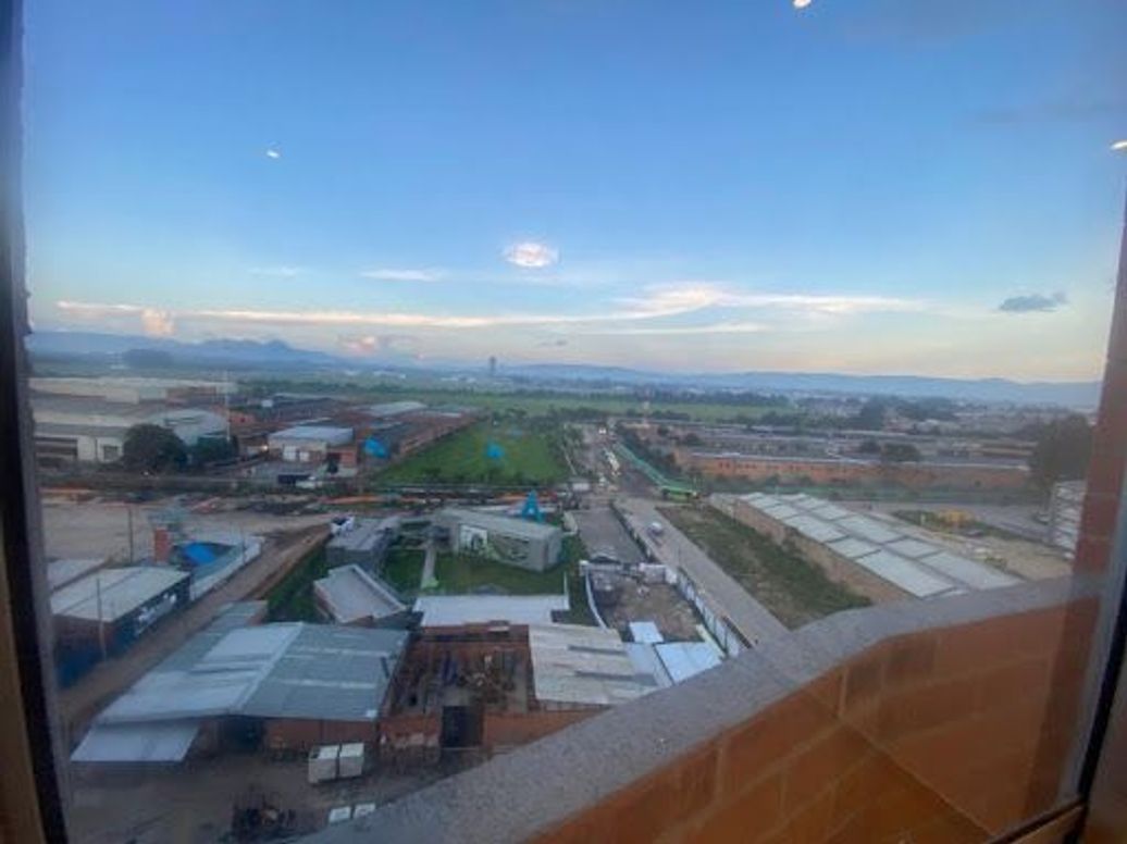 Apartamento de 3 alcobas en venta en Las Brisas, Bogotá, 46 m² · foto 13 de 14
